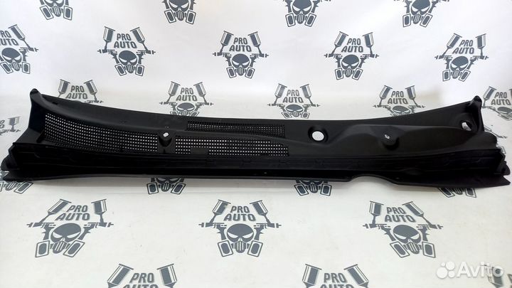 Жабо накладка дворников Kia Sportage 3