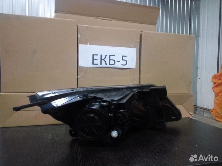 Фара левая Kia Rio QB