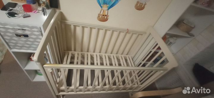 Детская кроватка