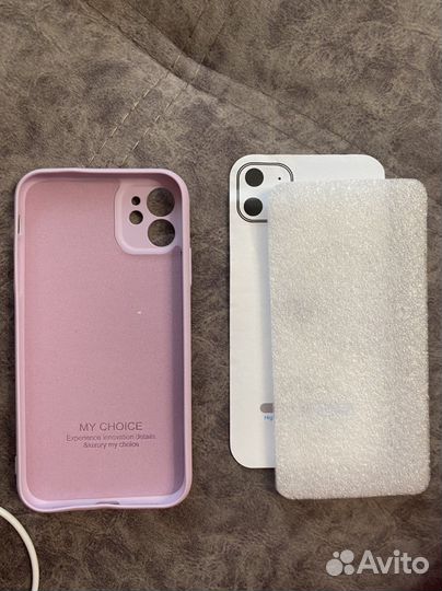 Чехол на iPhone 11
