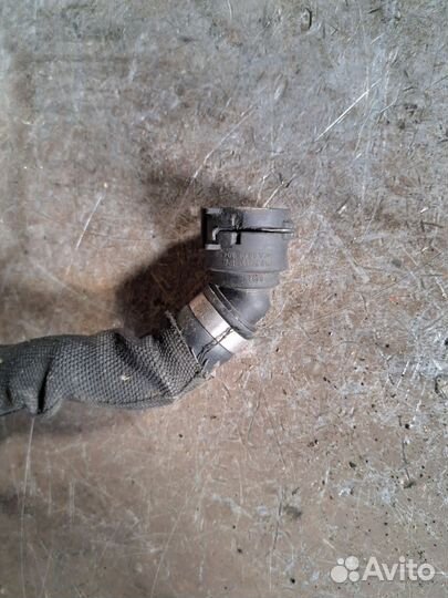 Патрубок охлаждения Audi A6 C6