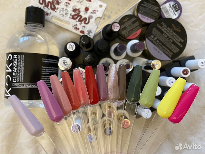 Набор для маникюра (гель лаки, гели и др)