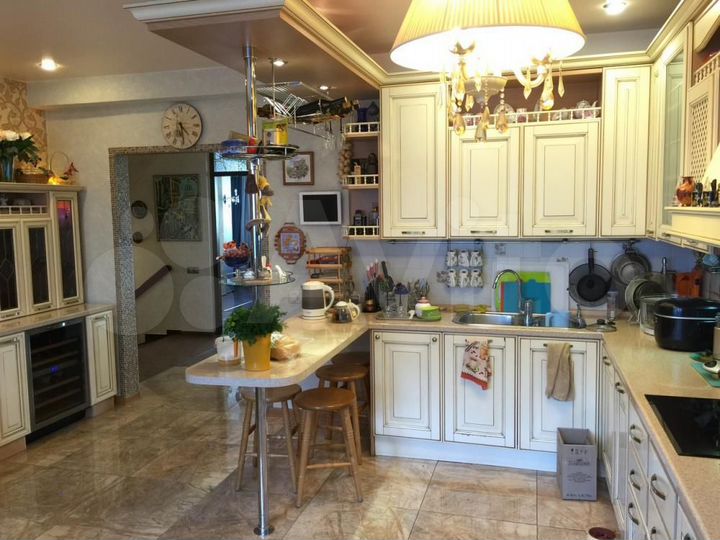 Таунхаус 270 м² на участке 1 сот.