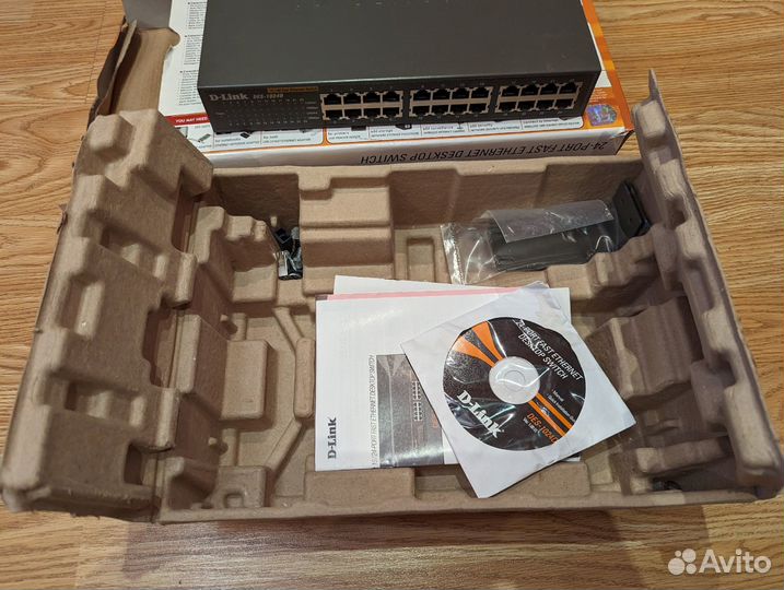 Коммутатор D-Link DES-1024D