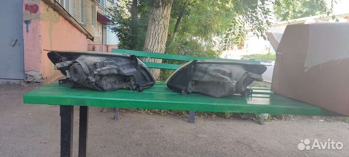 Передние фары на LADA гранту