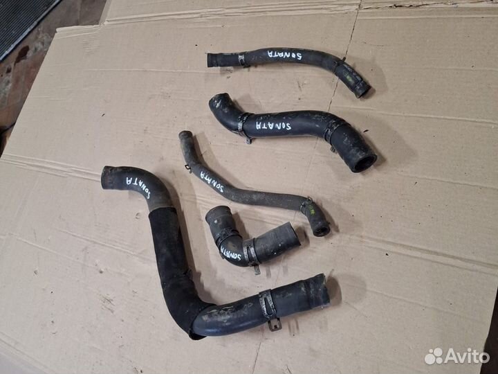 Патрубок системы охлаждения Hyundai sonata 5