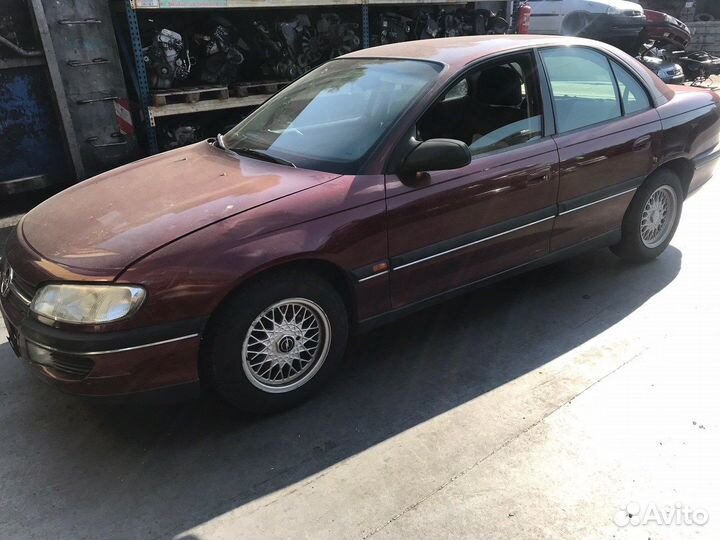 Разбор на запчасти Opel Omega B
