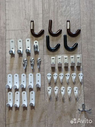Продаю крючки для одежды,новые
