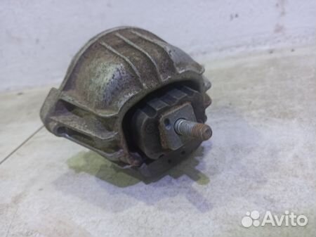 Подушка двигателя бмв