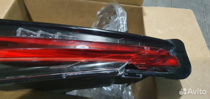 Фара левая задняя lexus nx300