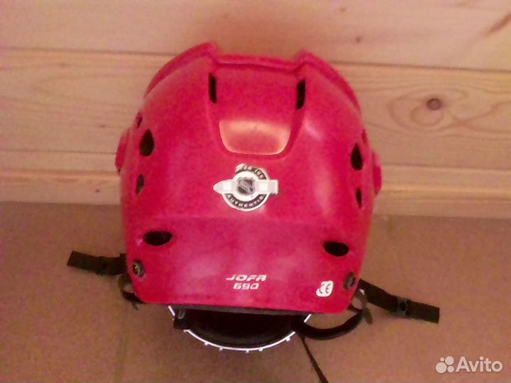 Хоккейный шлем jofa 690 р.M