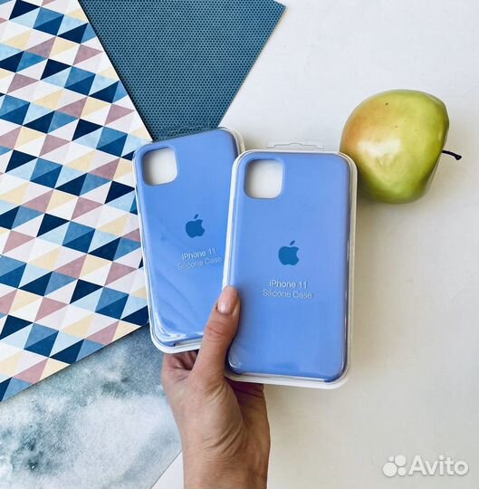 Чехол на iPhone 11