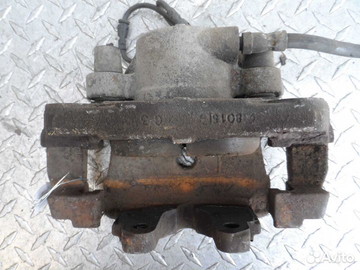 Суппорт передний левый BMW X5 E70