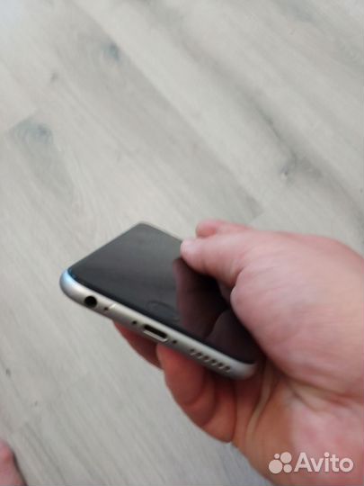 iPhone 6S, 32 ГБ