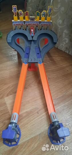Трек для машинок hot wheels