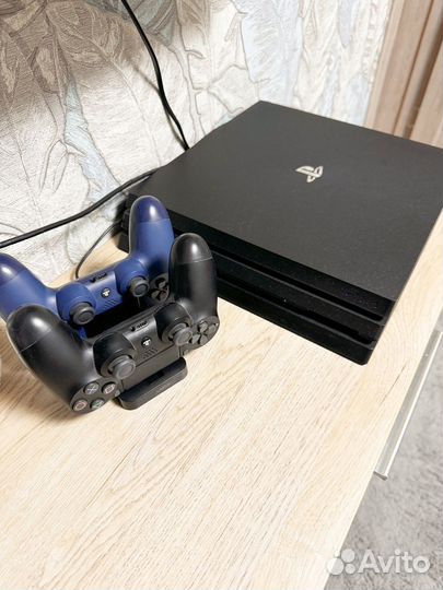 Sony playstation 4 pro 1tb 2 геймпада