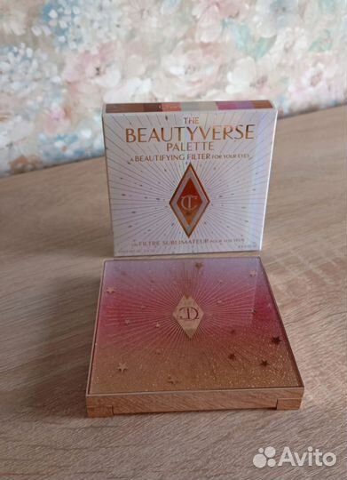 Charlotte Tilbury Beautyverse Палетка теней