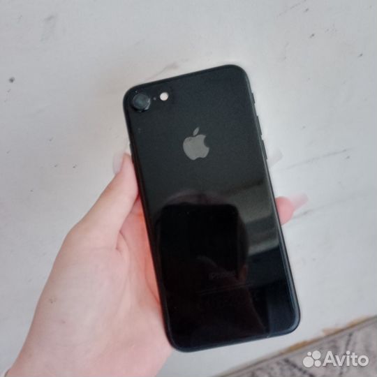 iPhone 7, 128 ГБ