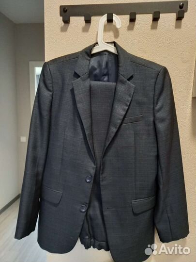 Школьный костюм