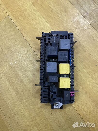 Блок предохранителей Mercedes W166 A1669068201