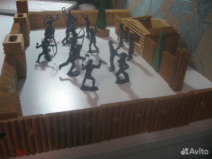 Игрушки СССР солдатики