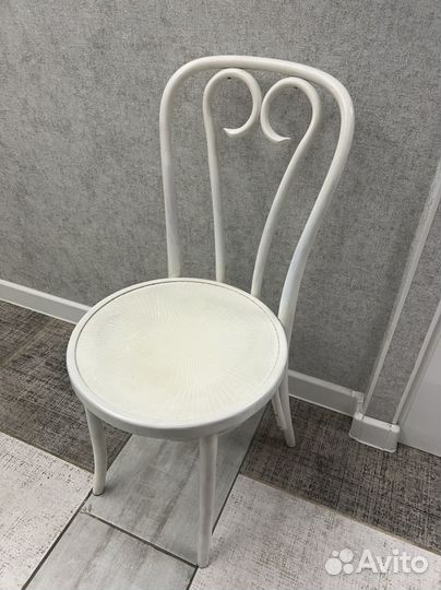 Стулья кухонные 4 штуки