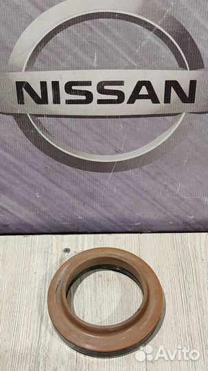Подшипник опоры стойки Nissan qashqai J10 Лев, Пра