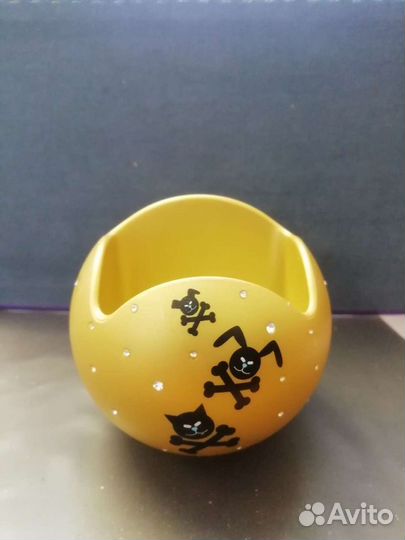 Подставка под телефон