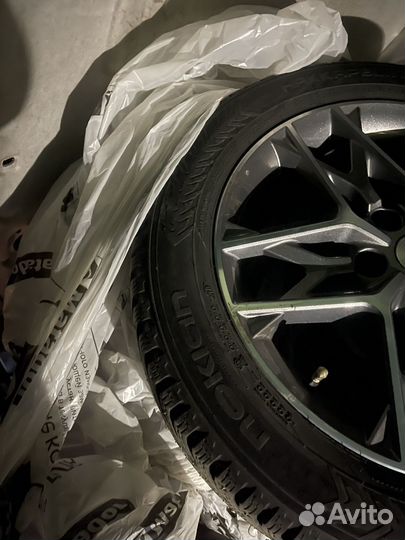 R17 Nokian Tyres Hakkapeliitta 8 SUV 215/55, PCD 5x114.3 DIA 67.1