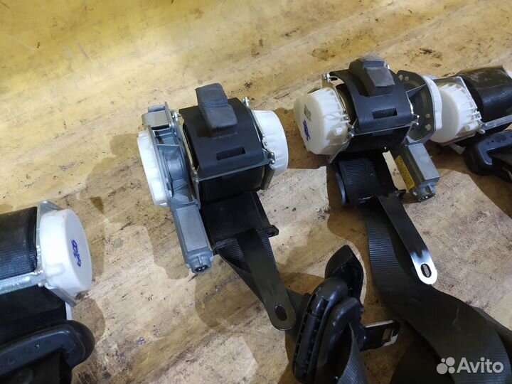 Ремень безопасности Ford Fiesta 2008-2019 Форд