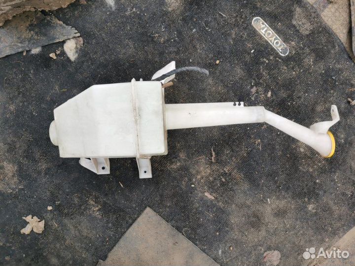 Бачок омывателя Nissan X-Trail T30