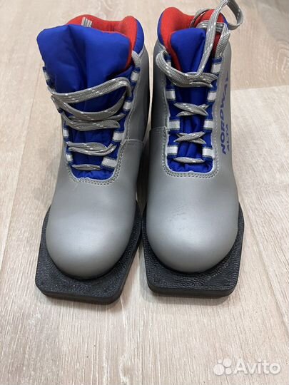 Лыжные ботинки nordway 33 р