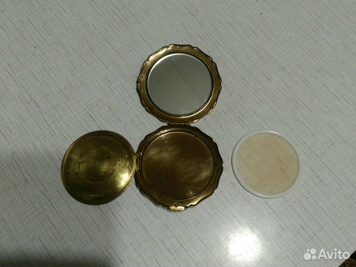 Пудреница СССР латунь