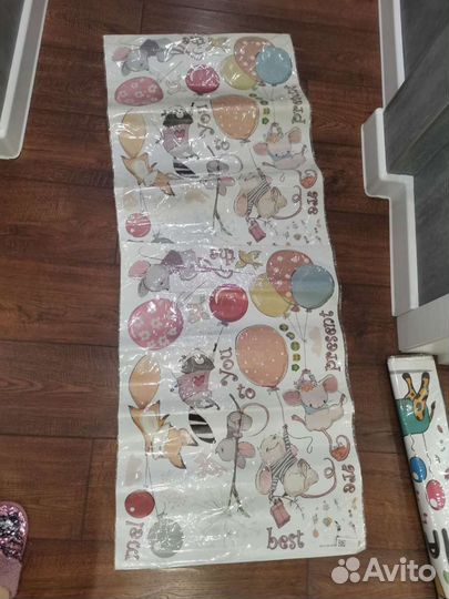 Интерьерные наклейки