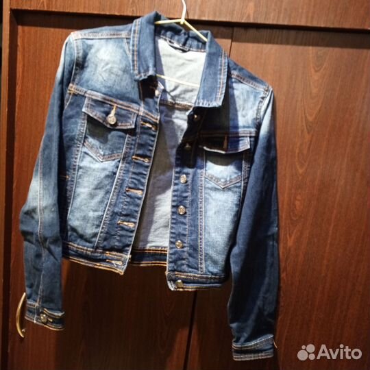 Джинсовая куртка