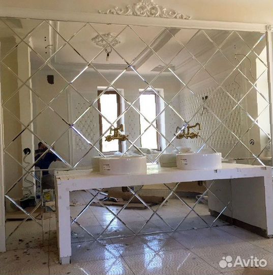 Зеркальное панно с фацетом