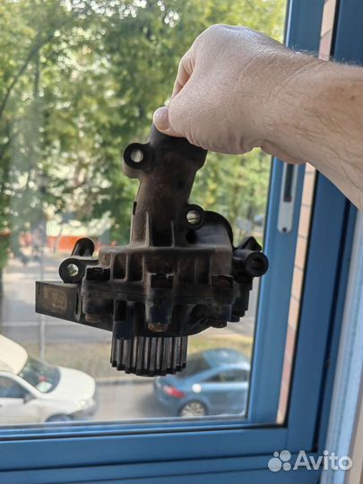 Водяной насос помпа. Citroen peugeot оригинал
