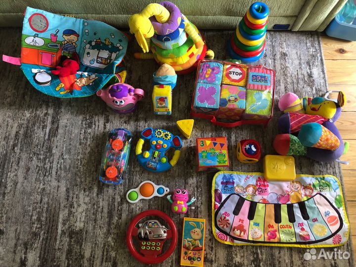 Развивающие игрушки пакетом 1+