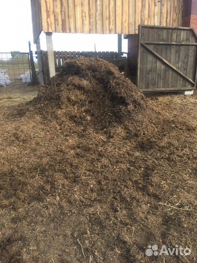 Конский навоз и перегной