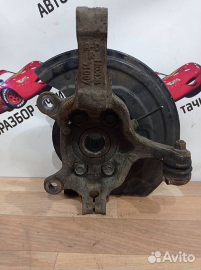 Кулак передний правый Nissan Juke YF15 F15 2011