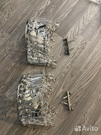 Люстры и светильники