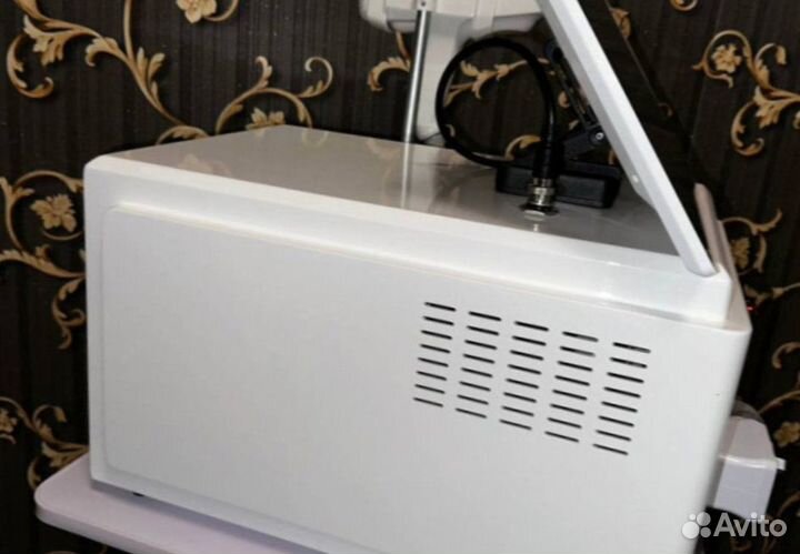 Лазер для удаления тату и татуажа Pico-Light