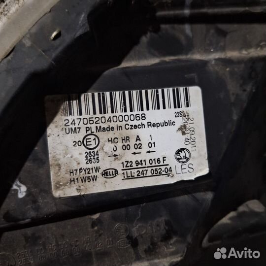 Фара Skoda Octavia A5 (1z) правая