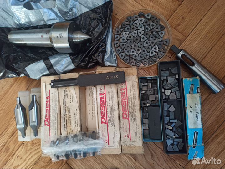 Токарные резцы со сменными пластинами