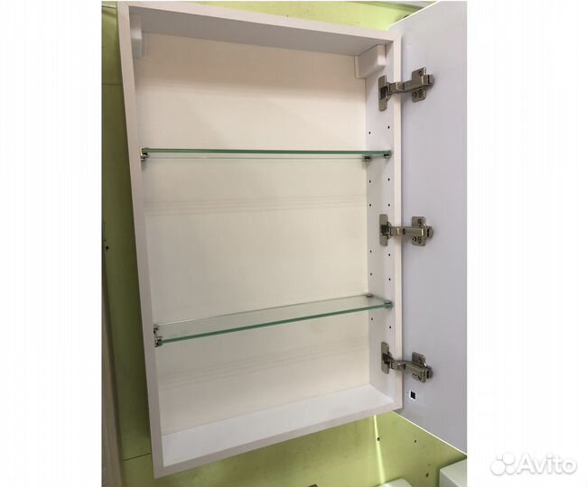 Зеркало шкаф с подсветкой в ванну Дориан