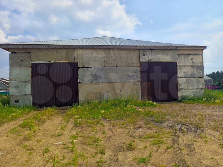 Гараж, > 30 м²