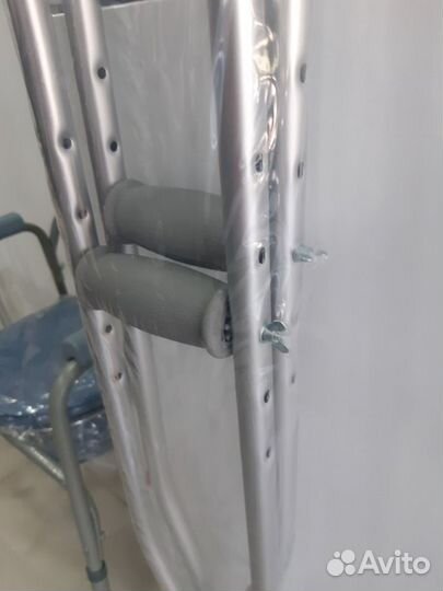 Костыли новые в ассортименте