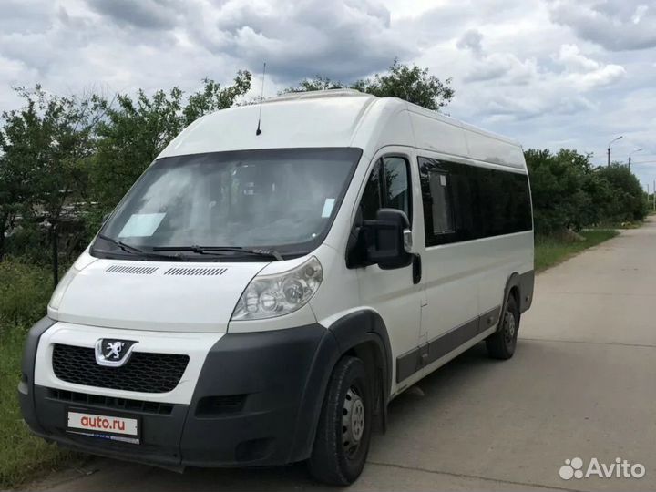 Катаю свадьбы на Меседес Е 200