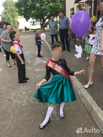 Нарядное платье