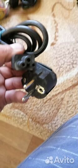 Провод с вилкой